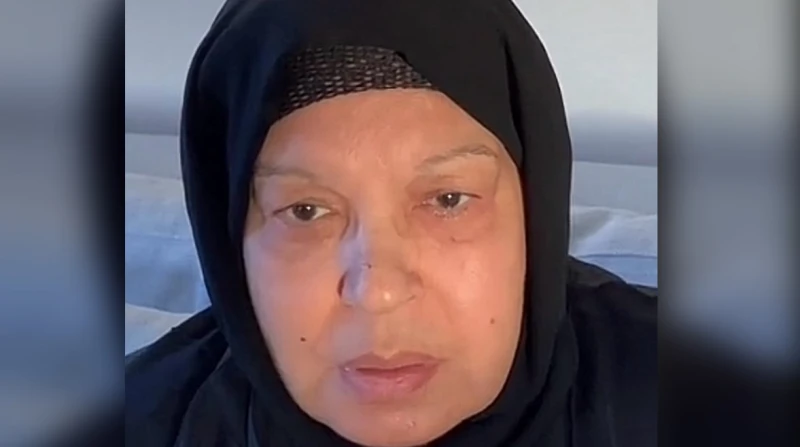 فيفي عبده تنعى نجل إسماعيل الليثي: خد عين وراح نعت الفنانة فيفي عبده، الطفل رضا ابن المطرب إسماعيل الليثي الذي توفي السبت الماضي، بعد سقوطه من الطابق الحادي عشر من شرفة منزل جدته.و