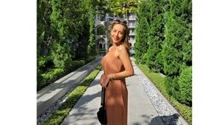 مضاد حيوي يحرق جسد عارضة أزياء.. كيف حدث ذلك؟ لايف ستايل 10:00 م الأربعاء 18 سبتمبر 2024 كتب سيد متوليأصيبت عارضة أزياء تايلاندية بطفح جلدي وبثور في جميع أنحاء وجهها وجسدها، بعد أن