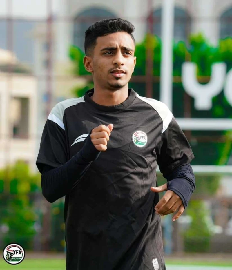 منتخب اليمن يذل منتخب السعودي بنتيجة تاريخية _اخر الاخبار نجح منتخب اليمن للشباب بتحويل خسارته الى فوز امام شقيقه السعودي بمباراة ودية.وسجل عادل عباس (سوبر هاتريك ) اربعة أهداف في 