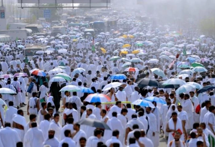 خدمة لضيوف الرحمن، السعودية تطلق مشروعا جديدا لتسهيل السعي والطواف في الحرمين الشريفين تواصل المملكة العربية السعودية، بحثها عن تطوير وتحديث كل ما