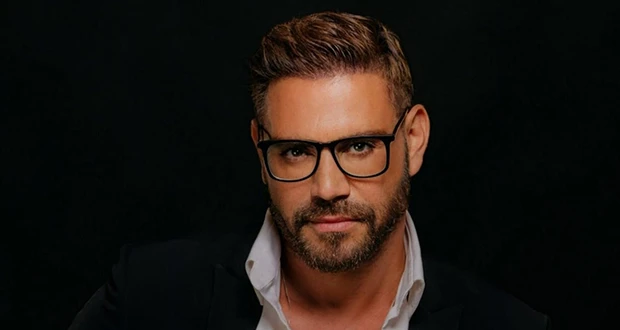 إيوان مع لايف ستايلز ستوديوز من جديد: شطبنا تعرف على التالي إيوان مع لايف ستايلز ستوديوز من جديد: شطبنا، متابعة بتجرد تم الاتفاق بين الفنان اللبناني