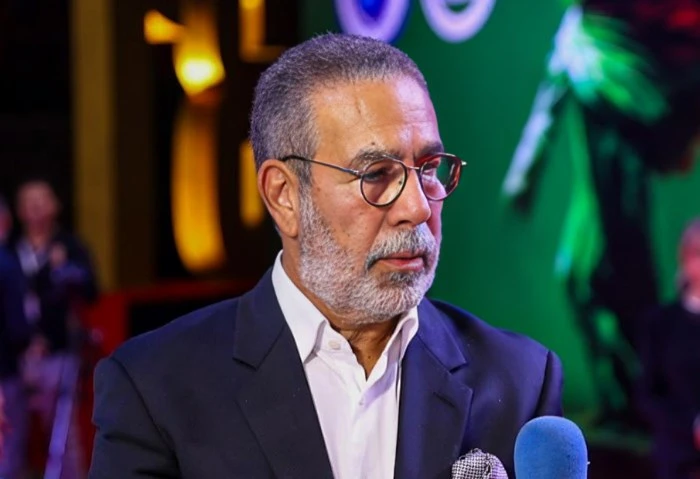 مدحت العدل عن رفض تكريم محمود حميدة بمهرجان القاهرة للمسرح: كلام فاضي علق السيناريست مدحت العدل رئيس لجنة التحكيم ب مهرجان القاهرة الدولي للمسرح