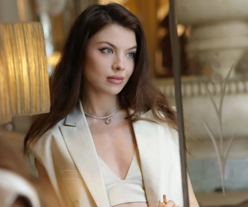 شاهد مايا رعيدي تنشر صورتها مع والدتها الروسية.. وشبه كبير يجمعهما مايزال حفل زفاف ملكة جمال لبنان للعام 2018 مايا رعيدي من شريف فهمي كراغولا يتصدر الترند ويحظى بالاهتمام والمتابعة