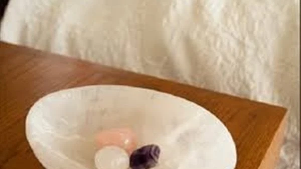 ضع هذه الأحجار الكريمة على مكتبك وشاهد ماذا يحدثوضع هذه الأحجار الكريمة على مكتبك يمكن أن يساعد في خلق بيئة هادئة ومريحة، مما يساهم في تقليل التوتر