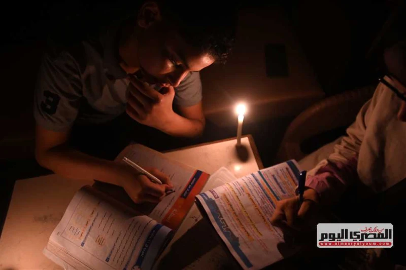 هل سيعود انقطاع الكهرباء في مصر مرة أخرى؟.. رد حاسم من الحكومة هل سيعود انقطاع الكهرباء في مصر مرة أخرى؟.. سؤال تصدر اهتمام عدد كبير من المواطنين خلال الأيام الماضية، خاصة مع انتها