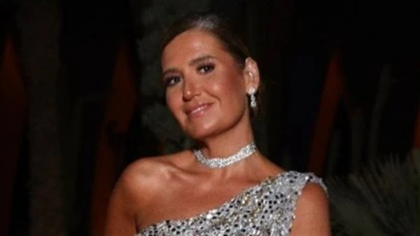 فستان لافت.. هنا شيحة تبهر المتابعين بإطلالة صيفيةنشرت الفنانة هنا شيحة صورة جديدة عبر حسابها الشخصي على موقع التواصل الاجتماعي للصور والفيديوهات