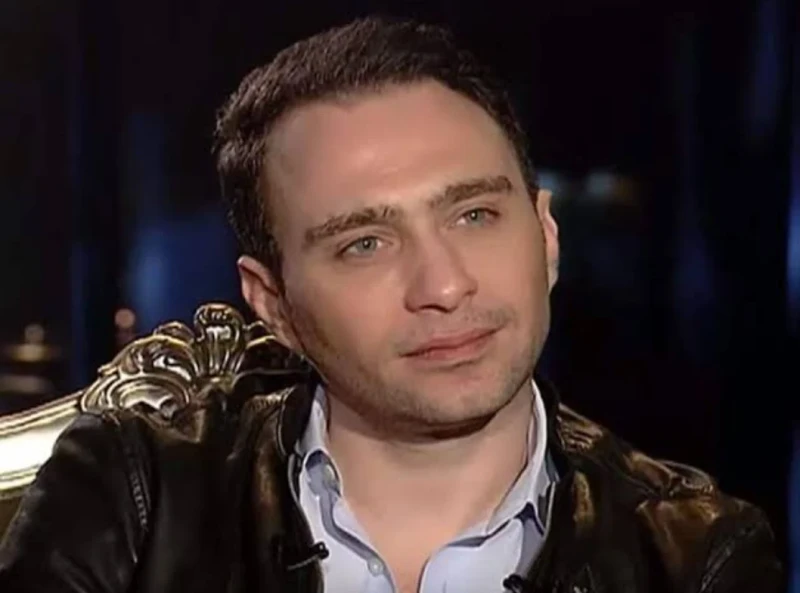 حسام حبيب يطرح وجع الفراق : قلبي معاك ياخويايستعد المغني المصري حسام حبيب للعودة إلى الساحة الفنية مجددا بعد غياب طويل دام لعدة سنوات.وأعلن طليق