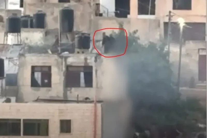 رمي جثث 4 فلسطينيين من فوق العمارات.. جيش الاحتلال يعلق على الحادثأصدر جيش الاحتلال الإسرائيلي، الجمعة، بيانا حول مقطع فيديو انتشر بشكل واسع يظهر