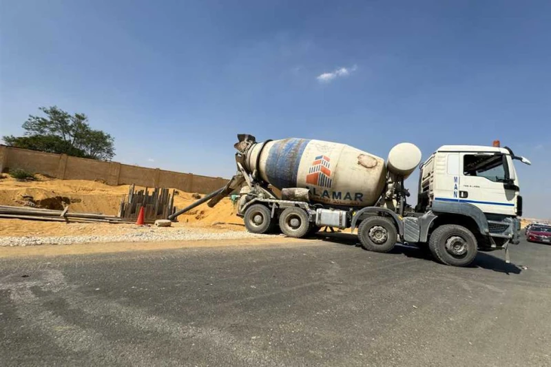 رئيس جهاز 6 أكتوبر للشركات المنفذة لسكن كل المصريين: أي تأخير سيقابل بكل حزم تفقد المهندس محمد مصطفى رئيس جهاز مدينة 6 أكتوبر، اليوم الاثنين، منطقة الحزام الأخضر والمشروع القومي سك