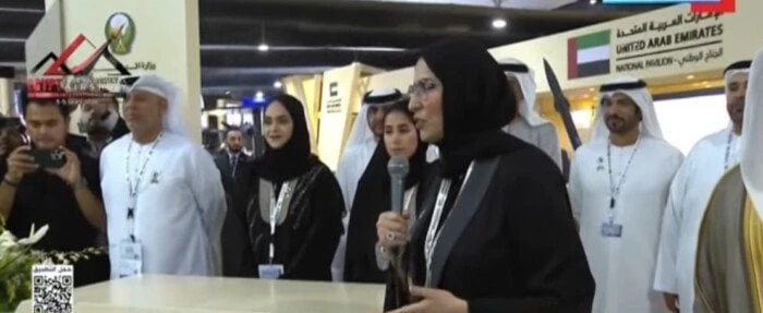 مسئول جناح الإمارات بمعرض مصر الدولي للطيران: نتشارك نفس الرؤى والطموحاتأكدت مسؤول جناح القوات الجوية بدولة الإمارات، خلال افتتاح الرئيس السيسي النسخة الأولي من معرض مصر الدولي للط