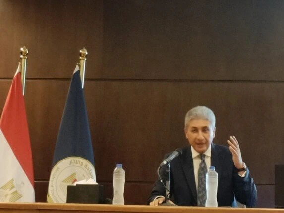 وزير السياحة والآثار: نقل الجمال والخيول بمنطقة الأهرامات لتحسين تجربة السائح وزير السياحة والآثار شريف فتحينفبسة عبد الفتاحأكد وزير السياحة والآثار