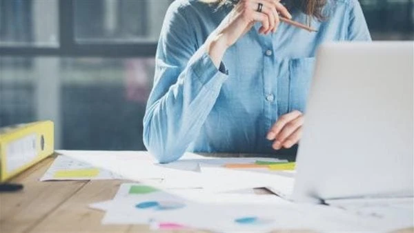 أمين الفتوى: المرأة الناجحة توازن بين عملها والتزامات بيتهاقال الدكتور محمد وسام، أمين الفتوى بدار الإفتاء المصرية، إن المرأة تمثل نصف المجتمع وتندد