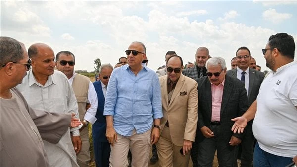 سويلم يطلع على نتائج زراعة سلالات مختلفة للأرز الموفر للمياه بمحطة الزنكلون بالشرقيةحضر الدكتور هانى سويلم وزير الموارد المائية والرى تجربة حصاد