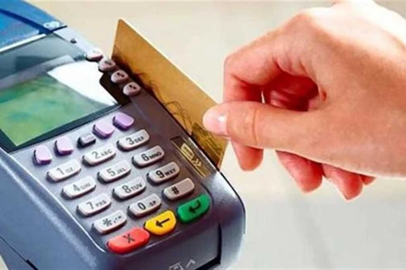 الحكومة تكشف حقيقة حذف أي مواطن يمتلك إنترنت أرضي أو أكثر من موبيل من التموين نفى المركز الإعلامي لمجلس الوزراء، ما انتشر من أنباء بشأن إصدار قرار