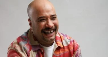 حاتم صلاح يشارك في فيلم الهنا اللي أنا فيه مع كريم محمود عبد العزيز تعرف على التالي حاتم صلاح يشارك في فيلم الهنا اللي أنا فيه مع كريم محمود عبد