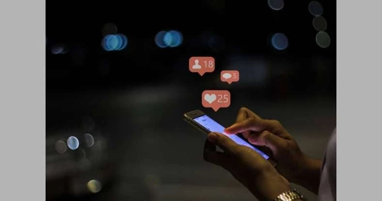 خلاف طريف بين أختين 65 و66 عاما على إنستغرام يستدعي تدخل النيابة في الكويت لايف ستايل كشف محام كويتي عن إحدى أغرب وأطرف القضايا التي وصلت النيابة في البلاد، عندما اشتكت مواطنة أخته