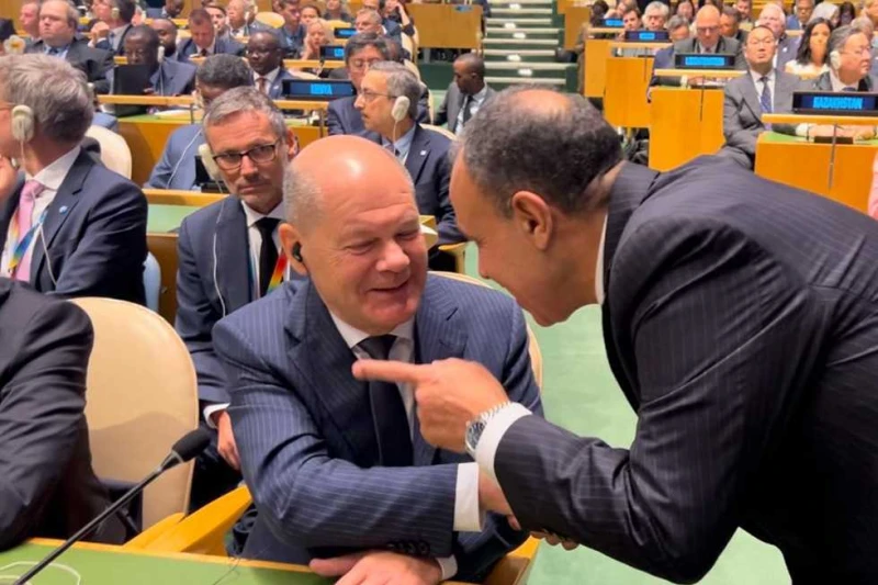 وزير الخارجية يعقد لقاءات جانبية على هامش الجلسة الافتتاحية لقمة المستقبل على هامش الجلسة الافتتاحية لقمة المستقبل المعنية ببحث تعزيز العمل الدولي