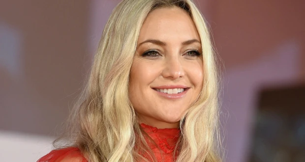 كيت هدسون تواسي جوردين بلوم بعد اعتراف زوجها بخيانتها تعرف على التالي كيت هدسون تواسي جوردين بلوم بعد اعتراف زوجها بخيانتها، متابعة بتجرد كشفت تقارير