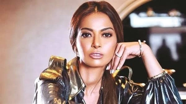 داليا مصطفى تخطف الأنظار بفستانها على البحر شاهدحرصت الفنانة داليا مصطفى على مشاركة متابعيها عبر حسابها الرسمي على موقع التواصل الأجتماعي الأنستجرام،