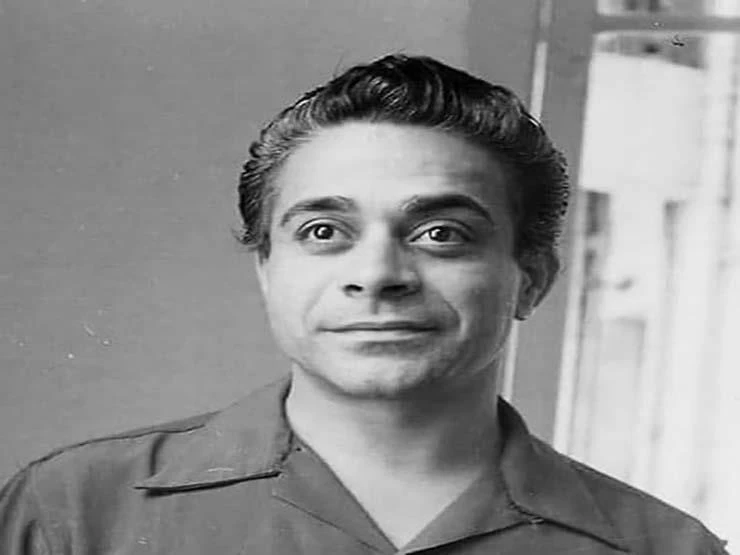 حوار كاذب طريف.. نجل شقيق توفيق الدقن يكشف حقيقة شائعة تتردد عن عمه تعرف على التالي حوار كاذب طريف.. نجل شقيق توفيق الدقن يكشف حقيقة شائعة ت تردد عن عمه، 02 43 م الجمعة 13 سبتمبر 2