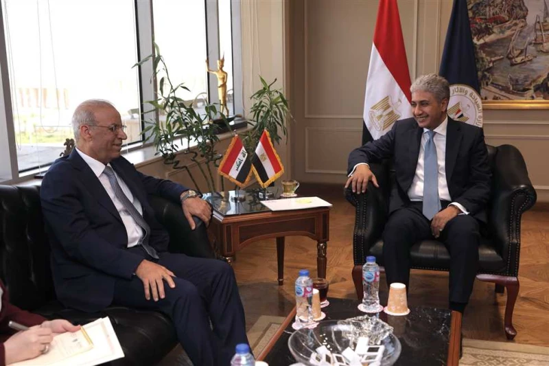 وزير السياحة يبحث مع سفير العراق سبل التعاون بين البلدين استقبل شريف فتحي وزير السياحة والآثار، اليوم، الدكتور قحطان طه خلف سفير جمهورية العراق
