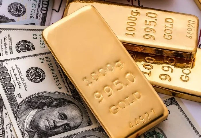 أسعار الذهب اليوم، توقعات بانخفاض المعدن الأصفر 500 جنيه في هذا الموعد أسعار الذهب، ارتفعت أسعار الذهب في السوق المحلي بقيمة 20 خلال 14 يوما فقط، وسط