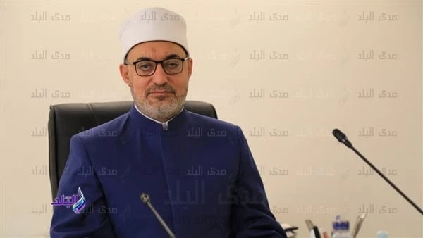 مفتي الجمهورية: نعمل تحت مظلة الأزهر الشريف ووفق منهجه الوسطياستقبل الدكتور نظير عياد -مفتي الجمهورية، رئيس الأمانة العامة لدور وهيئات الإفتاء في