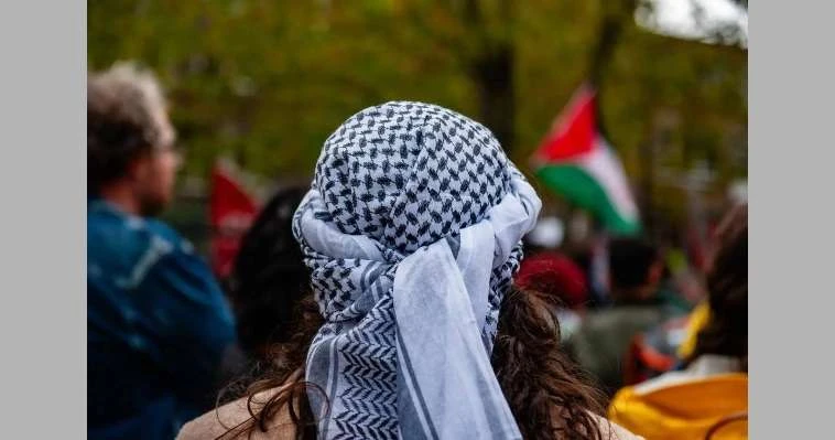 ..بسبب الكوفية الفلسطينية.. متحف في نيويورك يفصل 3 موظفين..تفاصيل تتابع الان تفاصيل ما ورد عن بسبب الكوفية الفلسطينية.. متحف في نيويورك يفصل 3 موظفين، قال متحف نوجوتشي في مدينة نيو