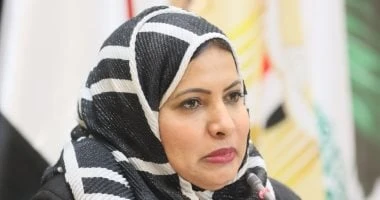 د. عزة القصابي بندوة التجريبي: المسرح العربي ظل حائرا بين التيارات العربية والغربية تعرف على التالي د. عزة القصابي بندوة التجريبي: المسرح العربي ظل