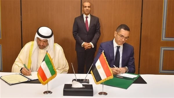 تسهيل التبادل التجاري.. مذكرة تفاهم بين مصر والكويت في مجال تنمية الصادرات الصناعيةشارك المهندس حسن الخطيب وزير الاستثمار والتجارة الخارجية باجتماعات