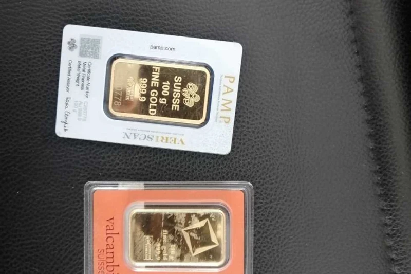 سعر السبيكة الذهب (جميع الأوزان) وعيار 21 الآن ببداية تعاملات الأربعاء 4 سبتمبر 2024 شهد سعر سبيكة الذهب اليوم الأربعاء 4 سبتمبر 2024 استقرارا ،