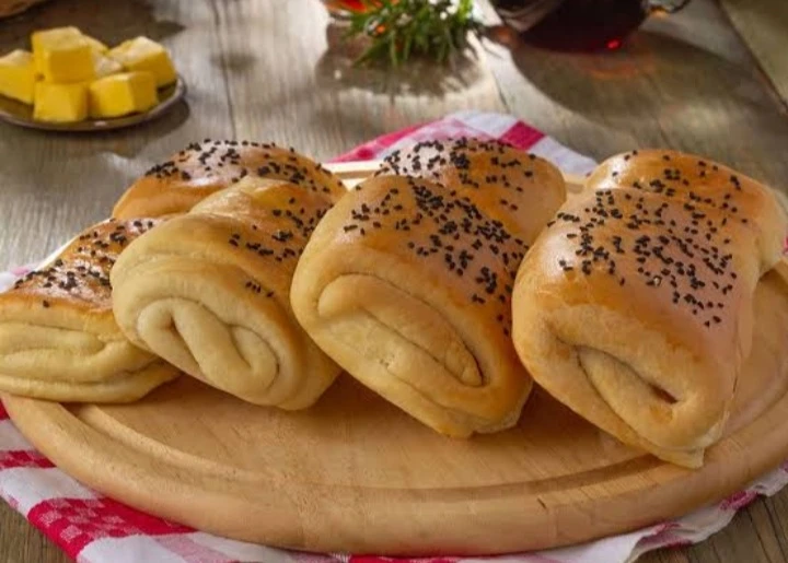 طريقة عمل باتيه بالجبنة.. وصفة سهلة لتحضير مخبوزات شهية في المنزلالباتيه بالجبن هو من المخبوزات الشهية التي يمكن تحضيرها بسهولة في المنزل، ويعتبر وجبة خفيفة لذيذة يمكن تناولها كوجب