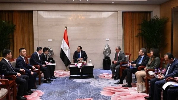 في الصين.. مدبولي يلتقى رئيس مجلس إدارة مجموعة فامسون أجريفام العالميةعلى هامش مشاركته نيابة عن الرئيس عبدالفتاح السيسي، في قمة منتدى التعاون الصيني