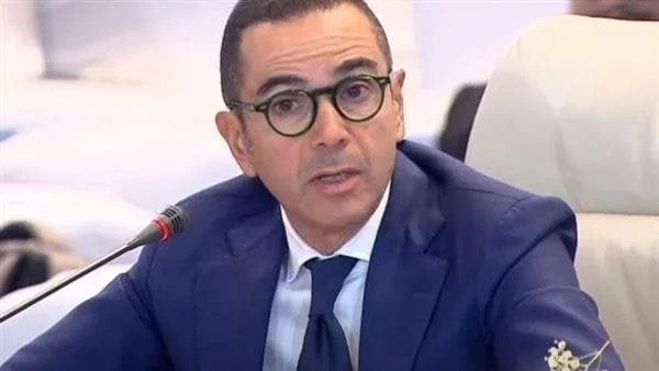 وزير الاستثمار يتوجه لفرنسا ويلتقي ممثلي كبرى الشركات ومجتمع الأعماليتوجه المهندس حسن الخطيب، وزير الاستثمار والتجارة الخارجية إلى العاصمة الفرنسية باريس، وذلك في ثاني جولاته الأور