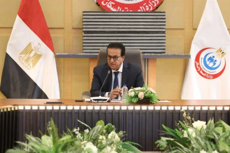 وزير الصحة يعلن إطلاق مبادرة رعاية لتحسين إجراءات مكافحة العدوى وخفض وفيات حديثي الولادة أعلن الدكتور خالد عبدالغفار نائب رئيس مجلس الوزراء ووزير الصحة والسكان، إطلاق مبادرة رعاية،