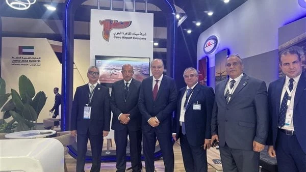 وزير الطيران: معرض العلمين خطوة واعدة تضاف لجهود الدولة المصريةتفقد الدكتور سامح الحفني وزير الطيران المدني جميع الأجنحة التابعة لوزارة الطيران المدني، رافقه خلالها الطيار منتصر من