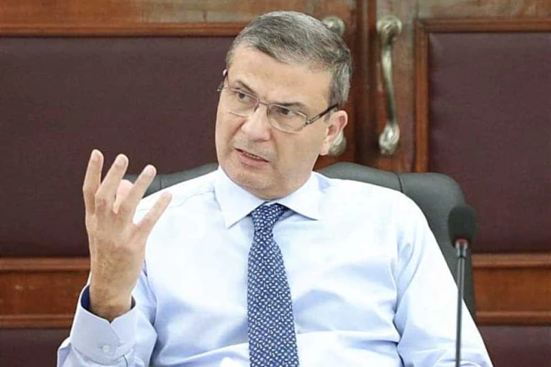 30 ألف جنيه لأسرة كل متوفي.. الزراعة: مساعدات مالية عاجلة لأسر ضحايا حادث التصادم بالبحيرة قرر علاء فاروق، وزير الزراعة واستصلاح الأراضي، الاثنين،