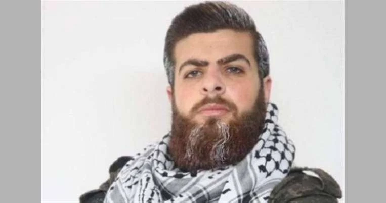 استشهاد الكاتب والممثل الفلسطيني رشاد أبو سخيلة إثر قصف إسرائيلي لايف ستايل لقي الممثل الفلسطيني رشاد أبو سخيلة حتفه عن 23 عاما، بقصف إسرائيلي على