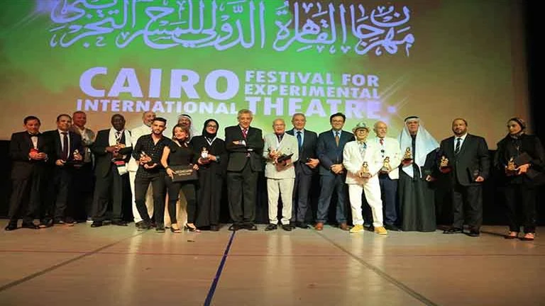 فنون: وزير الثقافة يفتتح الدورة الحادية والثلاثين من مهرجان القاهرة الدولي للمسرح التجريبي 10:11 م الأحد 01 سبتمبر 2024 كتبت- منال الجيوشي شهد