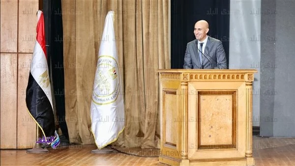 وزير التعليم: الكتب المدرسية ستكون جاهزة في المدارس نهاية الأسبوع المقبلأعلن محمد عبد اللطيف، وزير التربية والتعليم والتعليم الفني، أن الكتب المدرسية