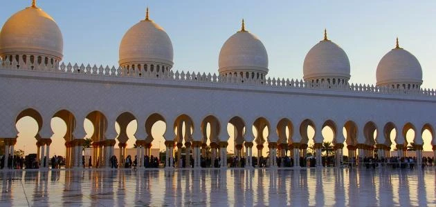 عبارات جمعة مباركة رمضان35 رسائل يوم الجمعة قصيرةيكون الجمعة من الأيام المباركة، وهو أفضل أيام الأسبوع عند الله عز وجل، حيث أنه له الكثير من الفضائل