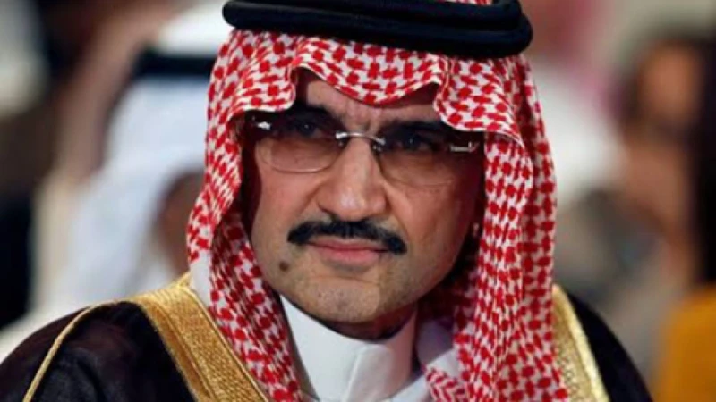 -الجاسر: دعم الأمير الوليد بن طلال للهلال لا يقارن .. فيديو .. أكد الناقد الرياضي عبد الكريم الجاسر أن دعم الأمير الوليد بن طلال لنادي الهلال يعتبر أحد أبرز عوامل نجاح الفريق على م