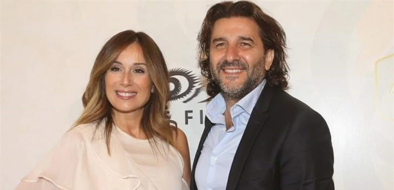 على الرغم من انفصالهما.. فادي شربل إلى جانب كارين رزق الله في عزاء والدها (فيديو) تعرف على التالي على الرغم من انفصالهما.. فادي شربل إلى جانب كارين