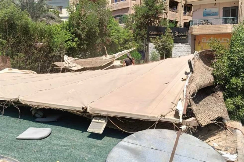 حملات لإزالة الإشغالات والظواهر العشوائية ومخالفات البناء بمدينة 6 أكتوبر قام جهاز تنمية مدينة 6 أكتوبر بالتعاون مع شرطة المرافق اليوم الإثنين،