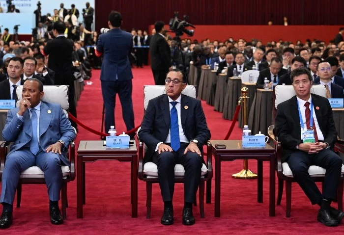 رئيس الوزراء يشارك في المؤتمر الثامن لرواد الأعمال الصينيين والأفارقة شارك اليوم الدكتور مصطفى مدبولي، رئيس مجلس الوزراء، في المؤتمر الثامن لرواد