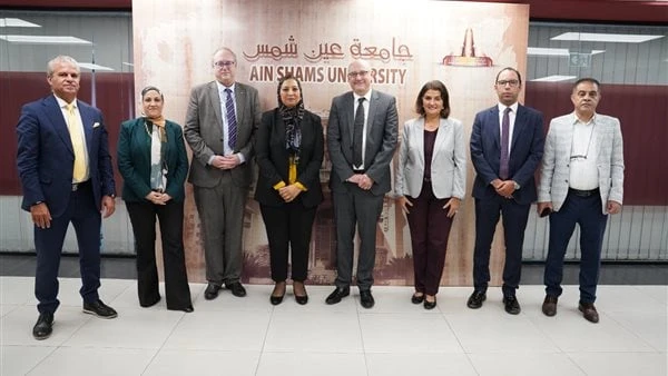 جامعة عين شمس تستقبل وفدا من إكستر البريطانية لبحث التعاون المشتركاستقبلت الدكتورة غادة فاروق، نائب رئيس جامعة عين شمس لشؤون خدمة المجتمع وتنمية البيئة، والقائم بأعمال نائب رئيس ال