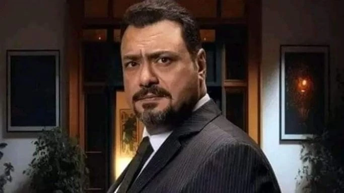 مراد مكرم يرد على تونسية بعد انتقادها لفنانات مصرأعرب الفنان مراد مكرم، عبر حسابه الرسمي بموقع التواصل الاجتماعي فيسبوك عن استيائه من الانتقادات