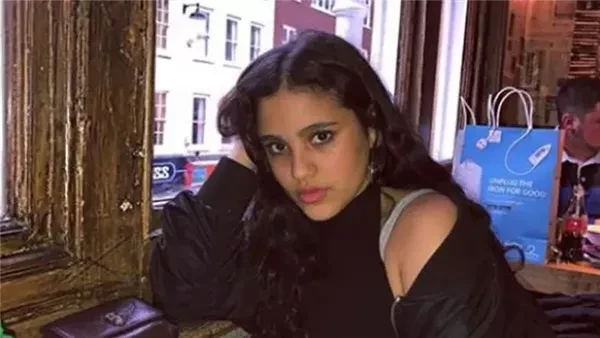 نجوم الفن: تفاصيل أغنية جنا دياب الجديدة وموعد طرحها تستعد جنا دياب، ابنة النجم عمرو دياب، لإطلاق أحدث أغانيها التي تحمل عنوان ، حيث تروج لها عبر