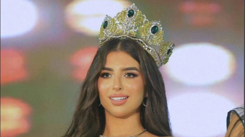 الجمال ينزف قبحا.. مسابقة ميس إيجيبت تمنح اللقب لمن تدفع أكثر ميرا (اسم مستعار) فتاة عشرينية يداعب لقب ملكة جمال مصر أحلامها منذ نحو سنتين، لكنها لم