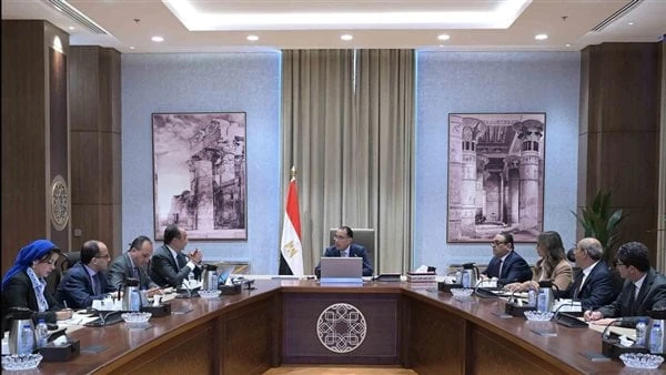 مدبولي يوجه بوضع مستهدفات محددة ورؤية واضحة للشركات التابعة لقطاع الأعمال.. تفاصيلالتقى الدكتور مصطفى مدبولي، رئيس مجلس الوزراء، اليوم، المهندس محمد